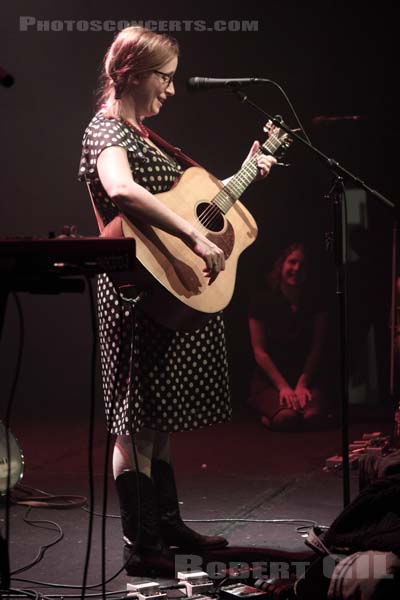 LAURA VEIRS - 2010-01-29 - PARIS - Cafe de la Danse - 